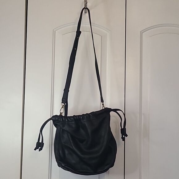 Madewell The Piazza Bucket Bag Black Leather Adustable Crossbody - Picture 2 of 15